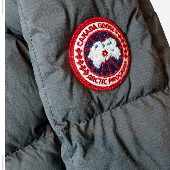 Pre-owned Canada Goose Women's Black jacket - Picture 4 of 16